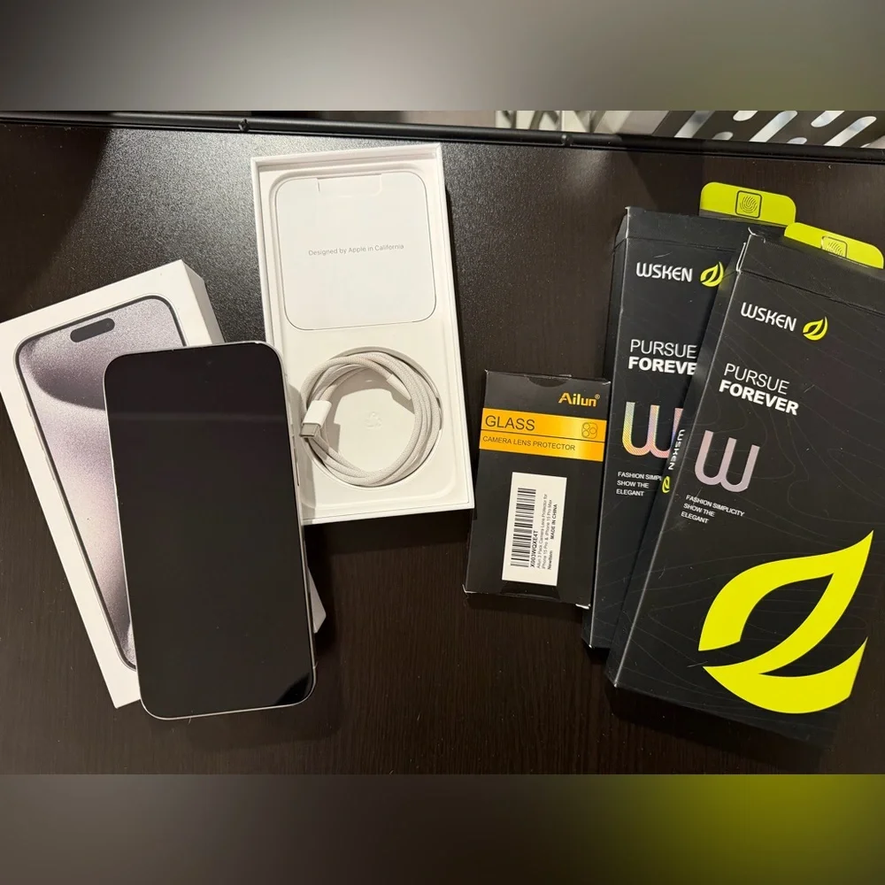 Apple iPhone 15 pro max with Accessories - White Titanium 256gb